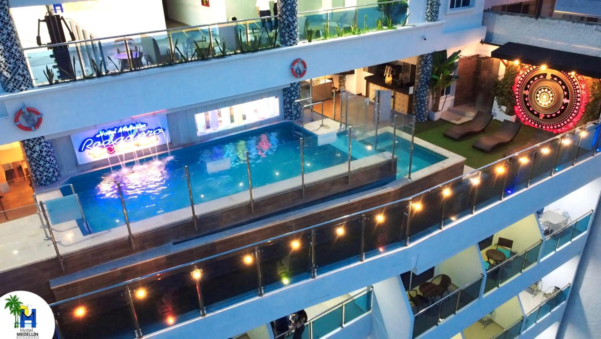 Medellin Rodadero Hotel 3*